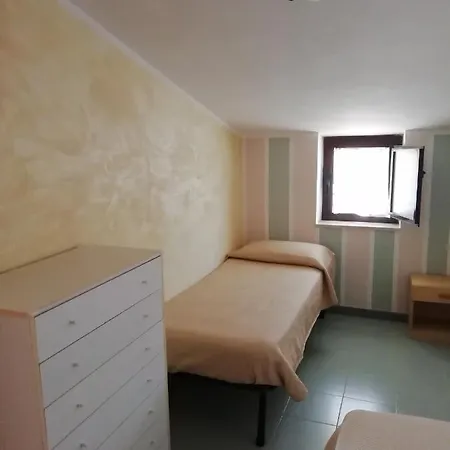 Holiday home Casa Vacanza Orizzonte *