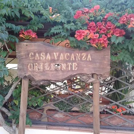 Holiday home Casa Vacanza Orizzonte *